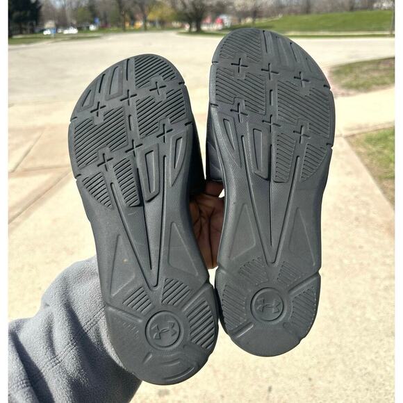 Under Armour Men's Ignite V Slide Size 12 Black Sandals - Picture 12 of 13